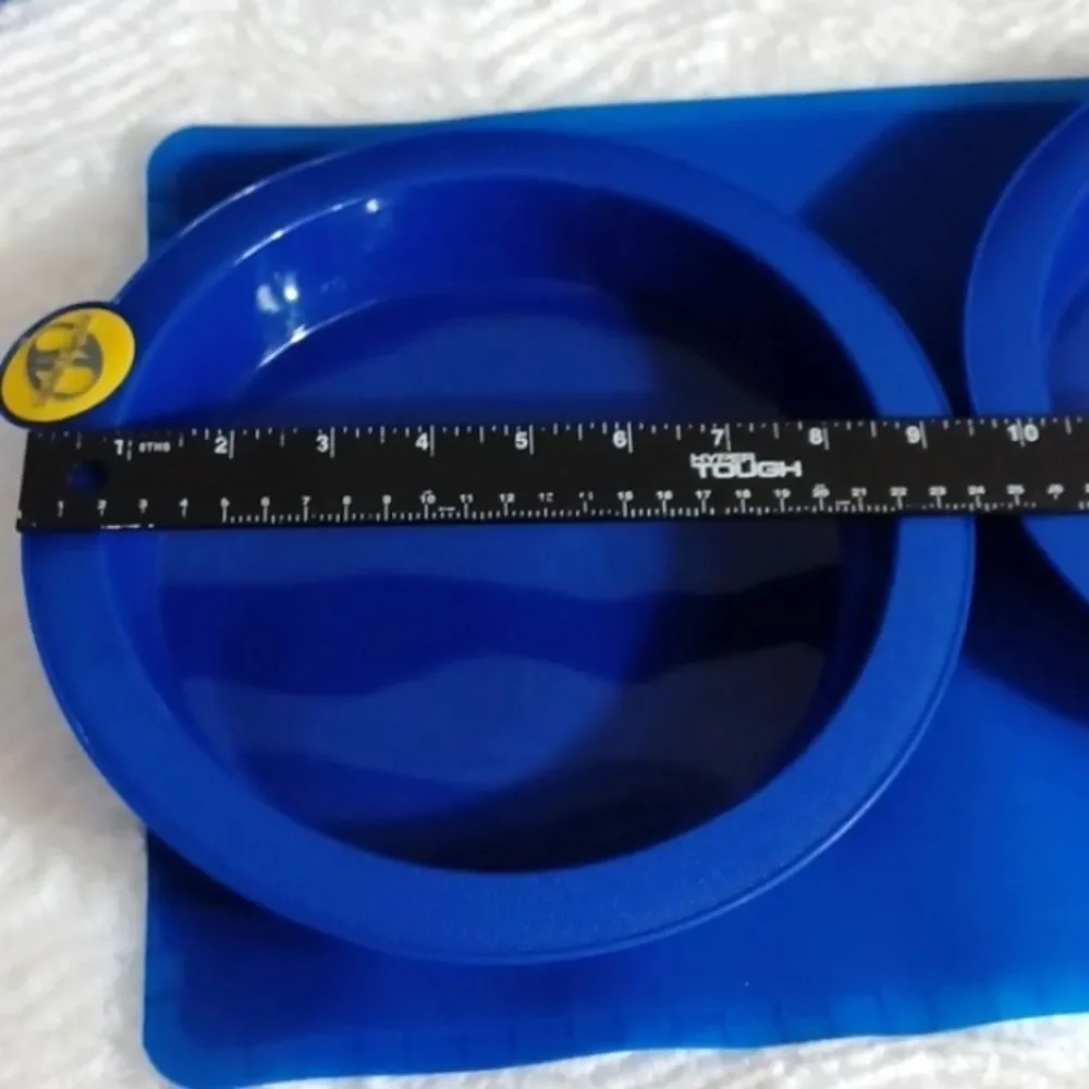 Smart Ware Silcon Bake Ware Brand New In Plastic 6Pieces